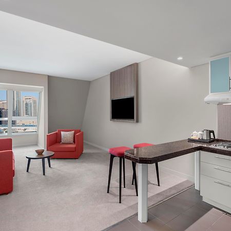 Leva Hotel Mazaya Centre Dubai Ngoại thất bức ảnh