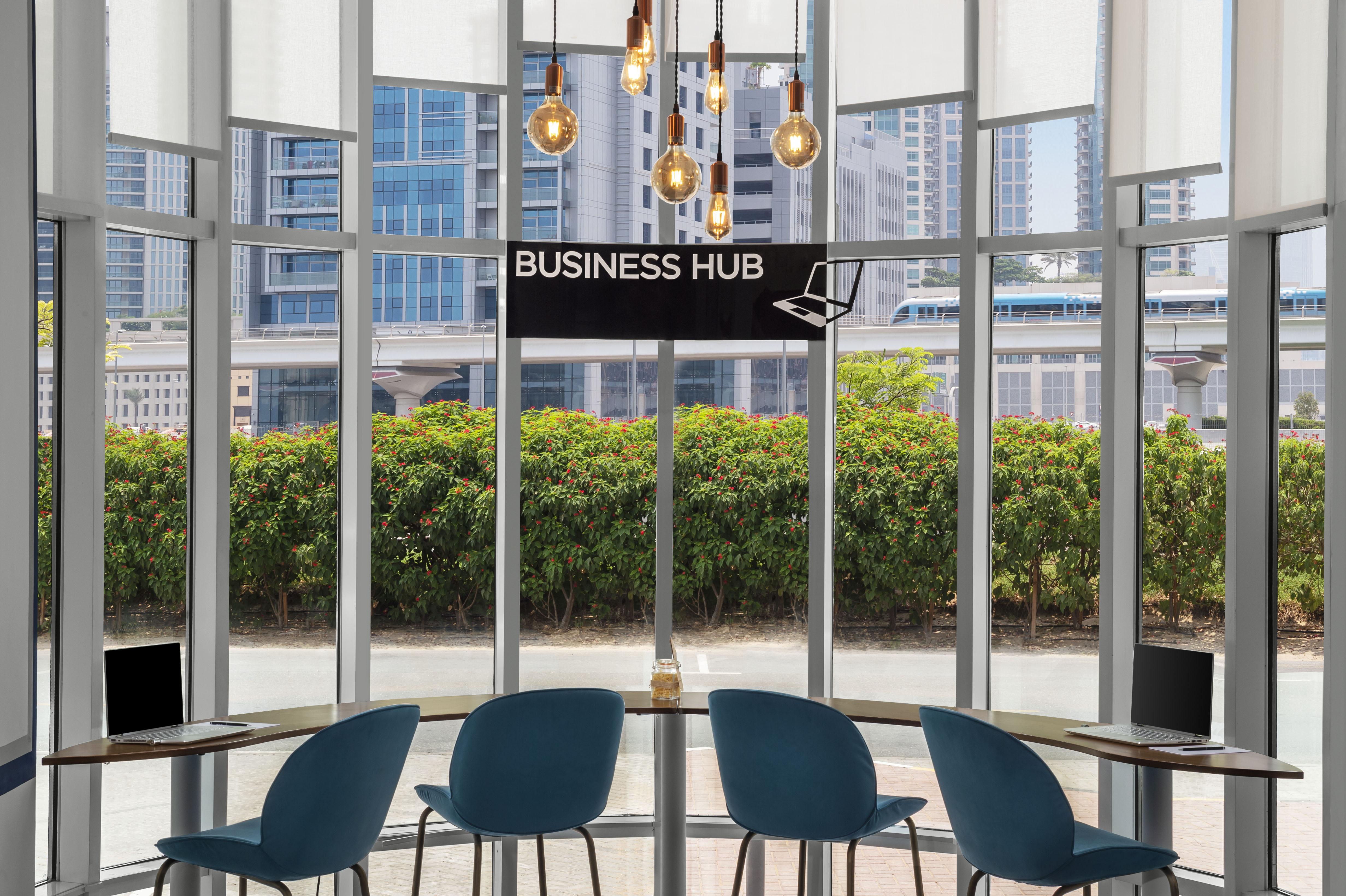 Leva Hotel Mazaya Centre Dubai Ngoại thất bức ảnh