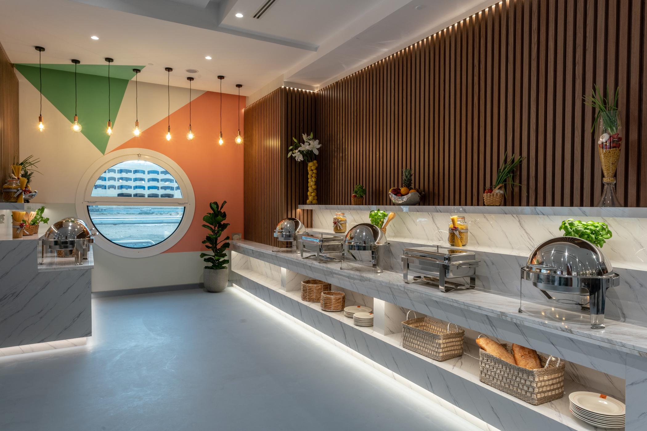 Leva Hotel Mazaya Centre Dubai Ngoại thất bức ảnh